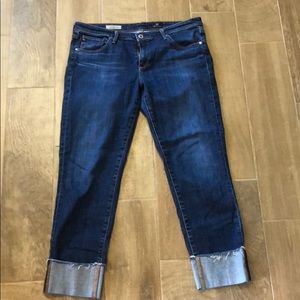 Anthropologie dark wash crop jeans. Size 32
